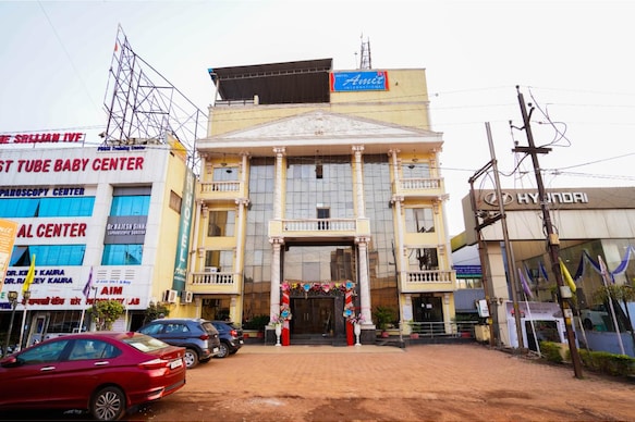 Hotel Amit International