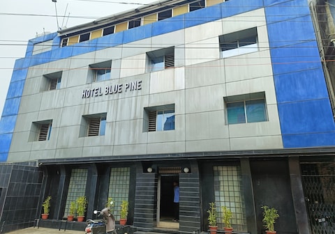 Hotel Blue Pine