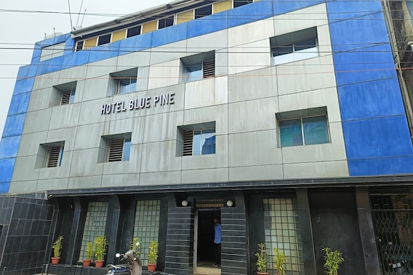 Hotel Blue Pine
