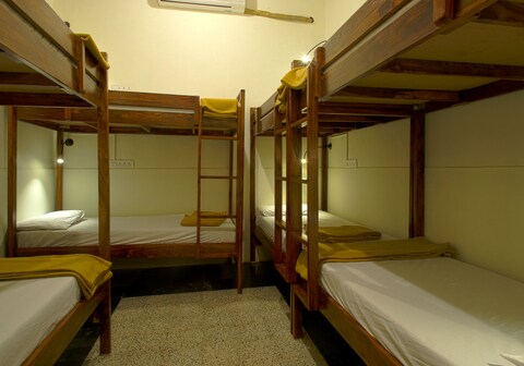 Horn Ok Please Hostel