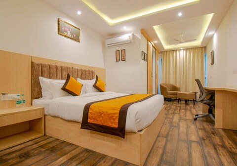 The Grand Diona Suites