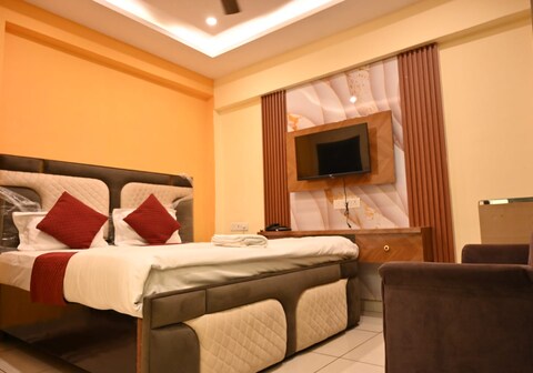 Hotel Agastya Inn I Opp. to Kashi Vishwanath