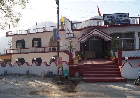 Hotel Anmol & Restaurant