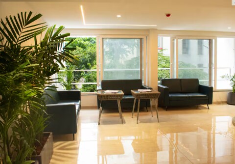 Tikona : Couple Friendly Chic Luxury Suite