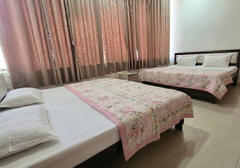 Harman Guest House