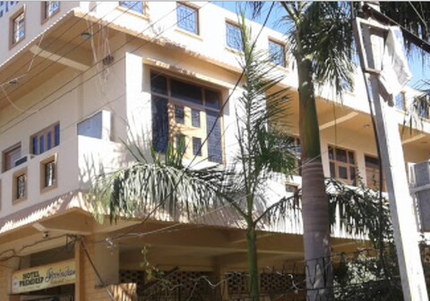 Hotel Premdeep