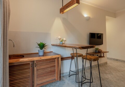 Staymaster Central Apt | 1BR | AC | Vagator