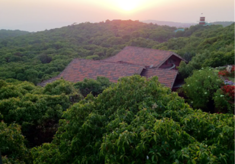 Elysium Estates 8 Room Villa in the Clouds with Valley View