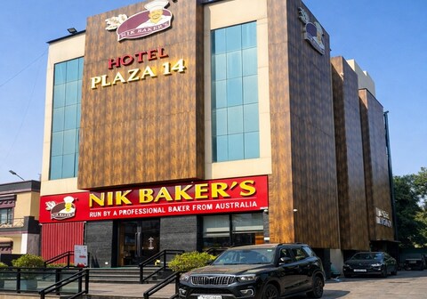 Hotel Plaza 14 Jammu, Near Railway Station