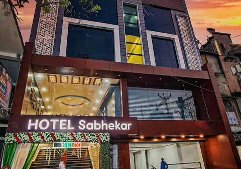 Hotel Sabhekar