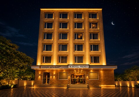 Hotel Premji,Near Railway Station Dwarka