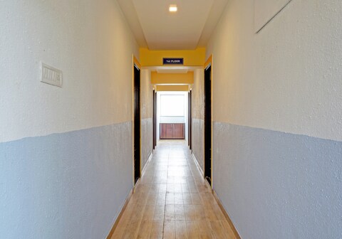 Collection O 84345 Hotel Raj & Lodging