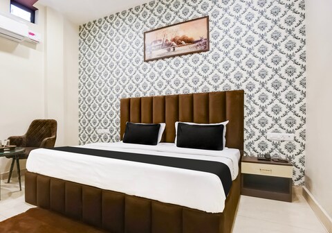 Hotel O Royal Regency