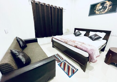 Majestic Guest House