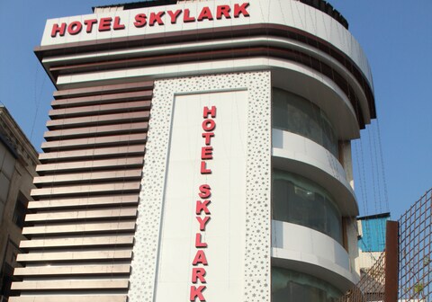 HOTEL SKYLARK