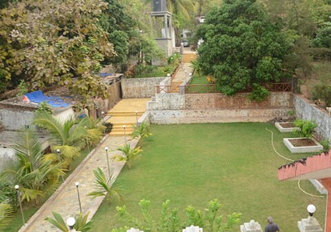 Ramanadi Holiday Inn