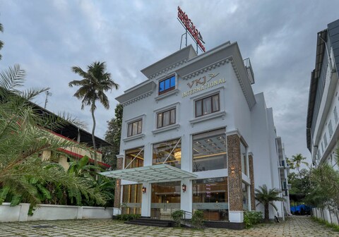 Hotel VKJ International