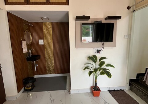 Olive Hills Yelagiri - Families only - Full Duplex House