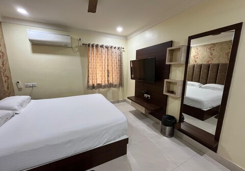 ROY & ROY Guest House