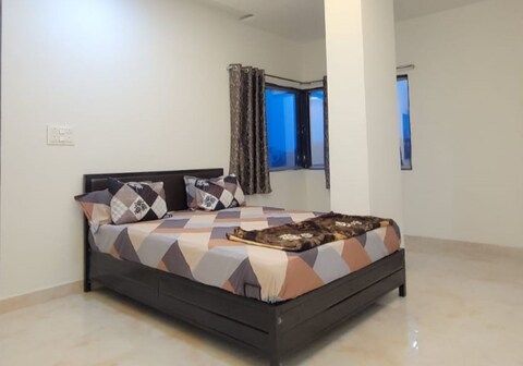 SHRI VITTHAL BHAKT NIWAS