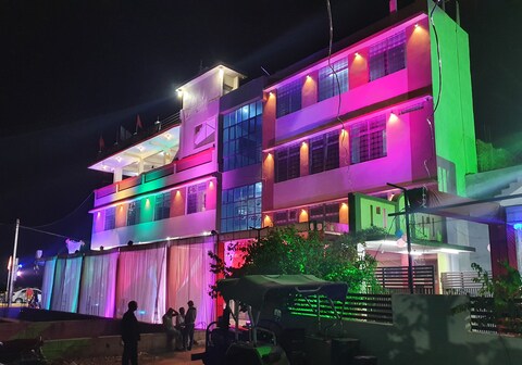Hotel Sudama palace & Restaurant