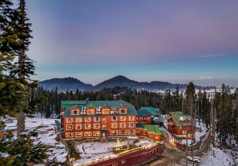 Grand Mumtaz Resorts