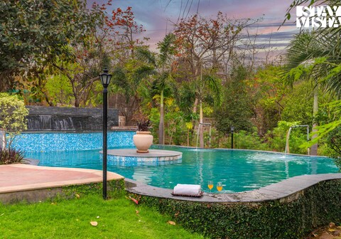 StayVista at Gazebo @ Maple Farms