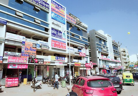 Aaramgruh Hotel Dormitory