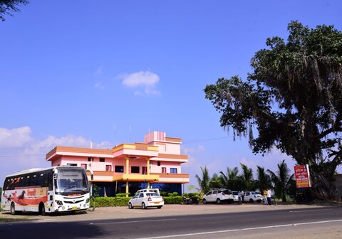 Hotel Nisarg & Lodging Boarding