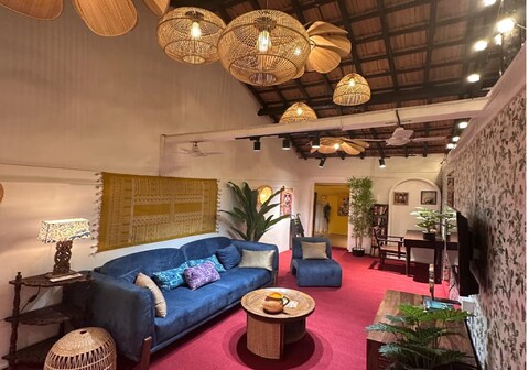 Mosiac House Bandra Cozy 2BHK