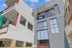 Hotel O Four Square, Lucknow Hotel O Four Square, Lucknow