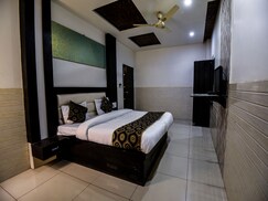 OYO 15769 Hotel Alpine Inn, Agra OYO 15769 Hotel Alpine Inn, Agra