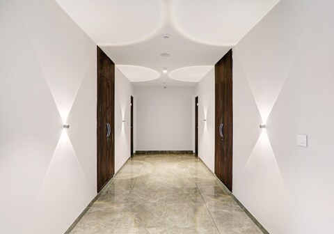 Townhouse Vibhuti Khand Gomti Nagar Formerly Pratham Inn