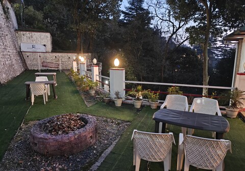 Aura Stays Mussoorie