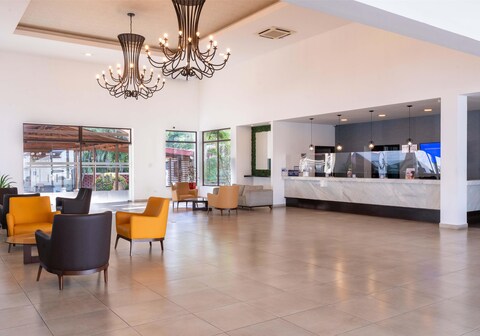 Best Western Las Mercedes