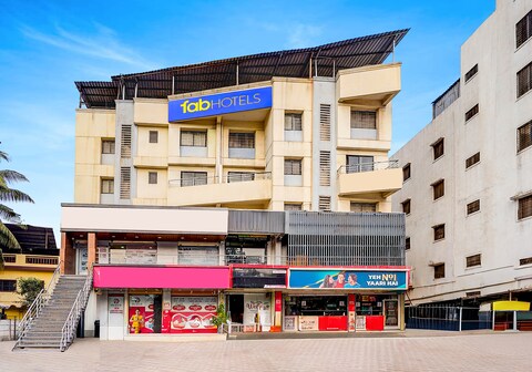 FabHotel Chetan Executive