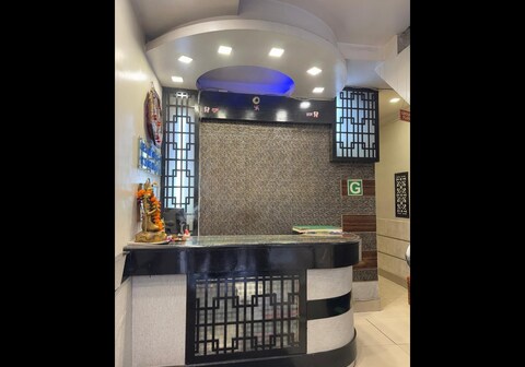 Hotel Shiv Palace