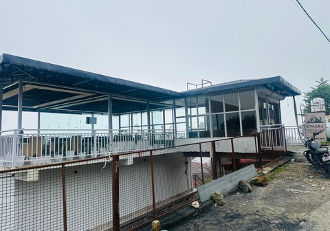 Evaara Stays & Cafe