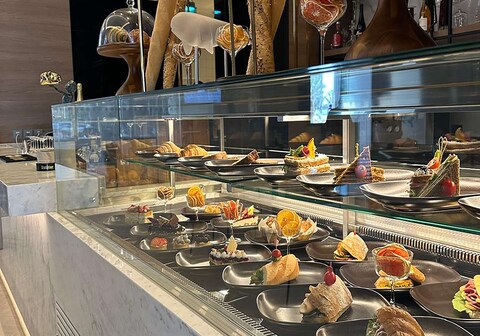 Radisson Blu Hotel, Riyadh Al Sahafa