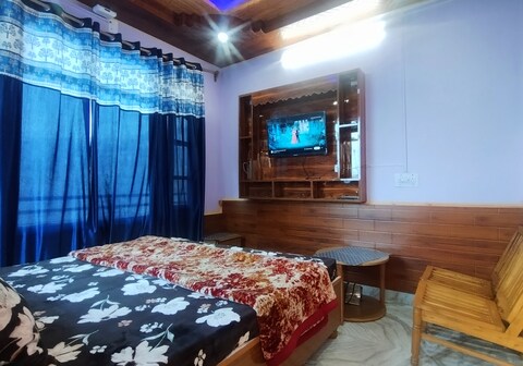 The Devine Himalayas - A Homestay