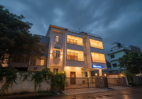 FabHotel Buddha Residency