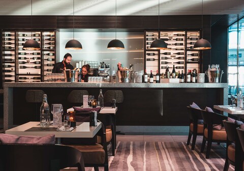 Radisson Blu Waterfront Hotel