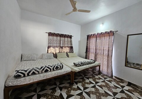 Shri Gurudatt (Patil) Home Stay