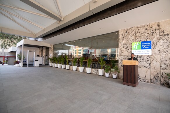 Holiday Inn Express and Suites Jaipur Gopalpura
