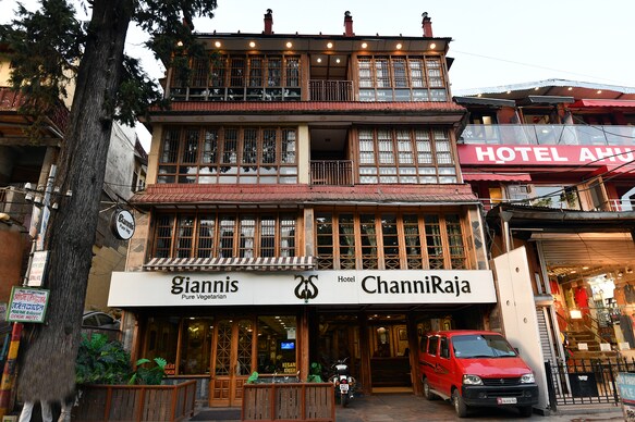 Hotel Channi Raja at Mall Road