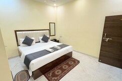 Shivoham inn | 900mts from kashi vishwanath temple, Varanasi Shivoham inn | 900mts from kashi vishwanath temple, Varanasi