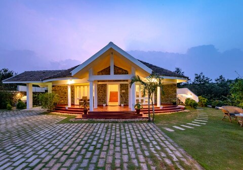 Serenity by Aura Hotels