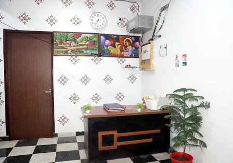 Hotel O POP F Superhotel.in