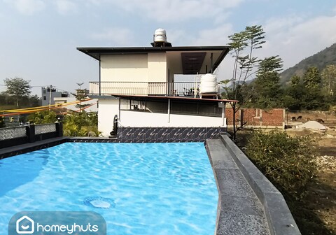 369 Farm Stay Villa - A Serene Mountain Retreat Dehradun By Homeyhuts