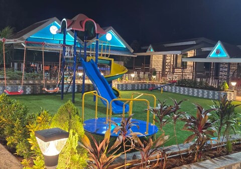 Blooms resort karjat